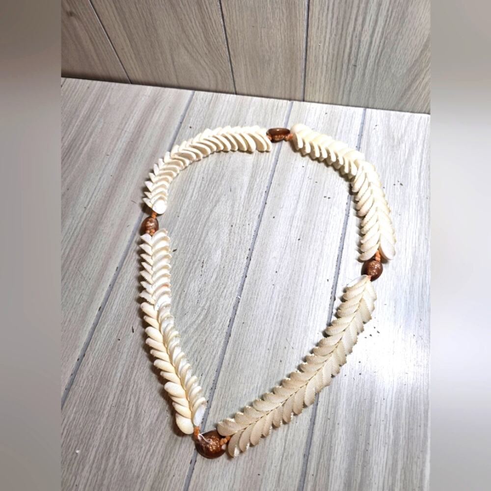 Vtg Authentic Hawaiin Sea Shell Lei Made In Hawaii Tropical Vacation Luau Party